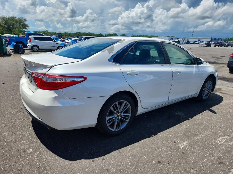 Продажа на аукционе авто 2015 Toyota Camry, vin: 4T1BF1FK2FU485731, номер лота: 64103176