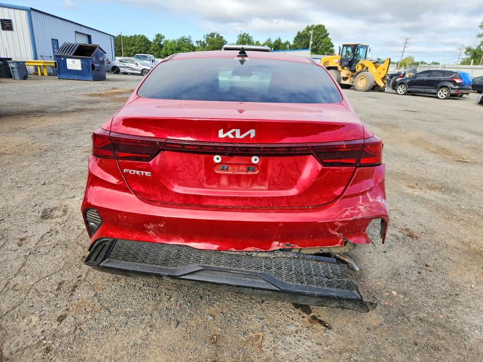 63792406 :رقم المزاد ، 3KPF24AD9RE776578 vin ، 2024 Kia Forte مزاد بيع