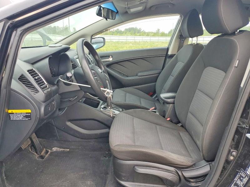 65828536 :رقم المزاد ، 3KPFL4A77HE059649 vin ، 2017 Kia Forte مزاد بيع