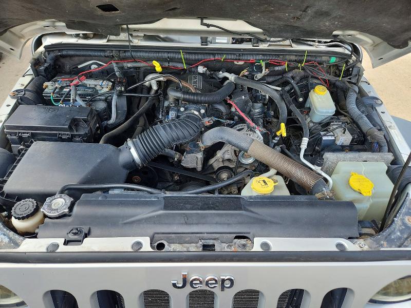 66566446 :رقم المزاد ، 1J4BA6H18AL133962 vin ، 2010 Jeep Wrangler Unlimited مزاد بيع