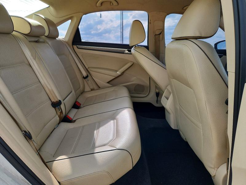 Продажа на аукционе авто 2017 Volkswagen Passat, vin: 1VWDT7A3XHC008947, номер лота: 65515156
