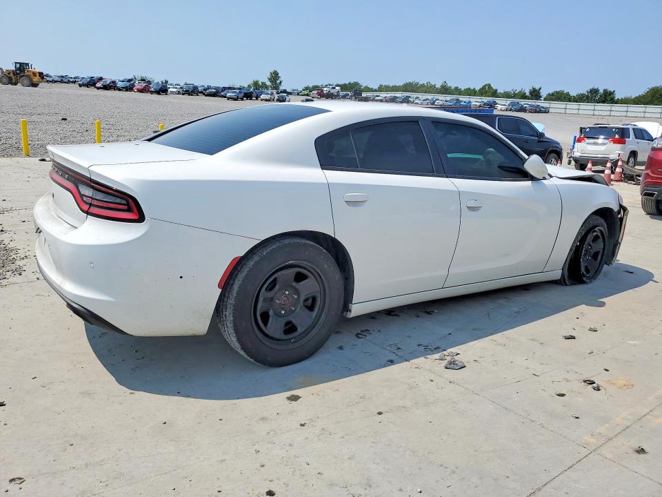 64723366 :رقم المزاد ، 2C3CDXAT1JH189102 vin ، 2018 Dodge Charger مزاد بيع