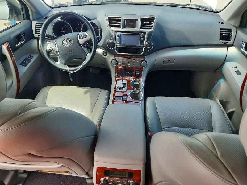 65365306 :رقم المزاد ، 5TDYK3EH4DS118455 vin ، 2013 Toyota Highlander مزاد بيع