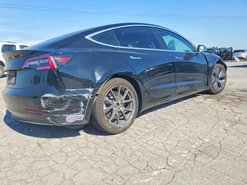2019 Tesla Model 3 მანქანა იყიდება აუქციონზე, vin: 5YJ3E1EA4KF325700, აუქციონის ნომერი: 66069966