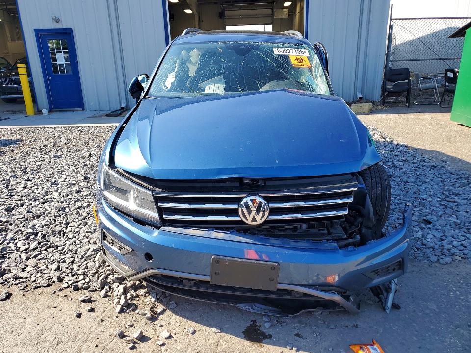 65007156 :رقم المزاد ، 3VV2B7AX6LM143934 vin ، 2020 Volkswagen Tiguan مزاد بيع