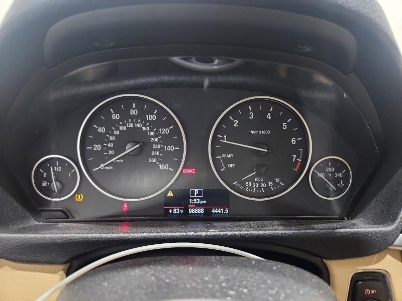 64473506 :رقم المزاد ، WBA3A5C5XDF356714 vin ، 2013 Bmw 328 مزاد بيع