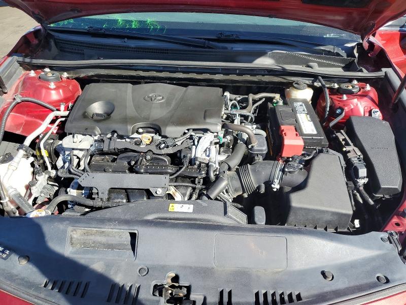 65659286 :رقم المزاد ، 4T1B11HK8JU583103 vin ، 2018 Toyota Camry مزاد بيع