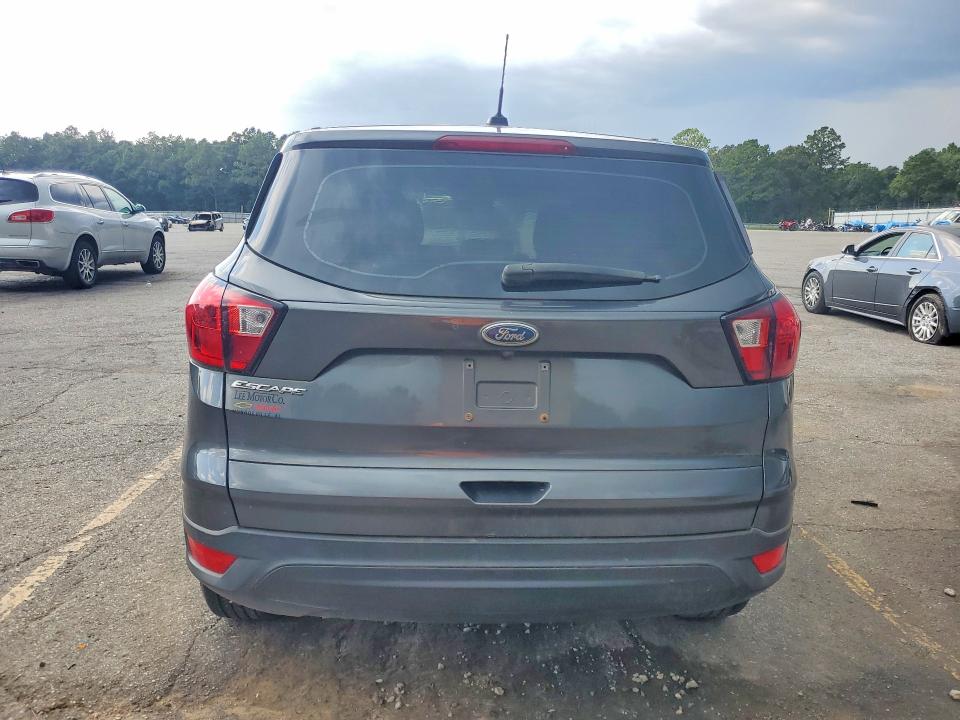 Продажа на аукционе авто 2019 Ford Escape, vin: 1FMCU0F72KUA88224, номер лота: 64819066