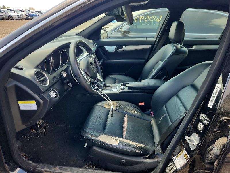 2014 Mercedes-benz C მანქანა იყიდება აუქციონზე, vin: WDDGF8AB6EA921948, აუქციონის ნომერი: 61555976