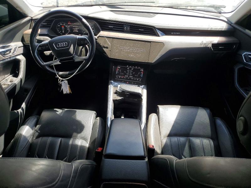 Продаж на аукціоні авто 2019 Audi E-tron, vin: WA1VABGE5KB014672, номер лоту: 65372436