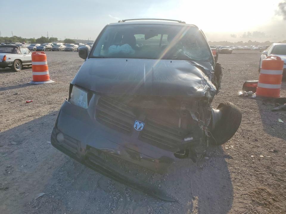 64211136 :رقم المزاد ، 2D4RN6DX3AR440064 vin ، 2010 Dodge Grand Caravan مزاد بيع