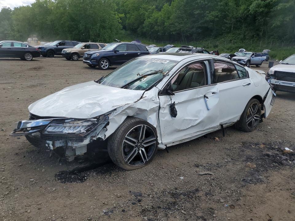 Auction sale of the 2016 Honda Accord, vin: 1HGCR3F96GA004974, lot number: 64019976