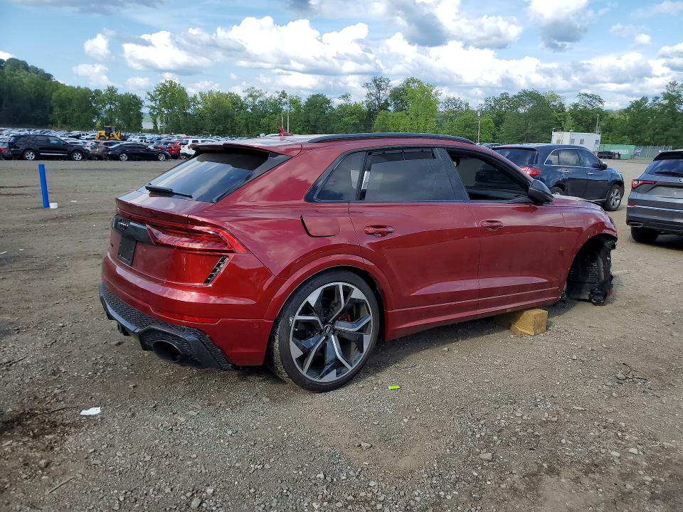 64653676 :رقم المزاد ، WU1ARBF17MD000603 vin ، 2021 Audi Rs Q8 مزاد بيع