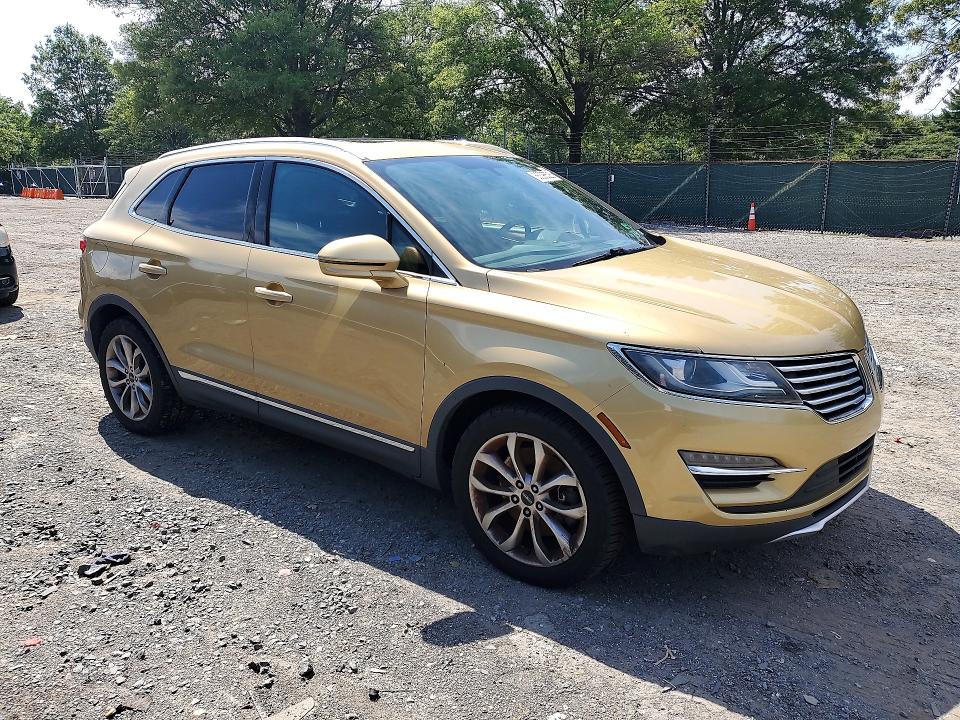 66396526 :رقم المزاد ، 5LMCJ1A97FUJ10941 vin ، 2015 Lincoln Mkc مزاد بيع