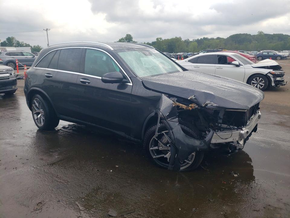 66941376 :رقم المزاد ، W1N0G8EB0NV397216 vin ، 2022 Mercedes-benz Glc مزاد بيع