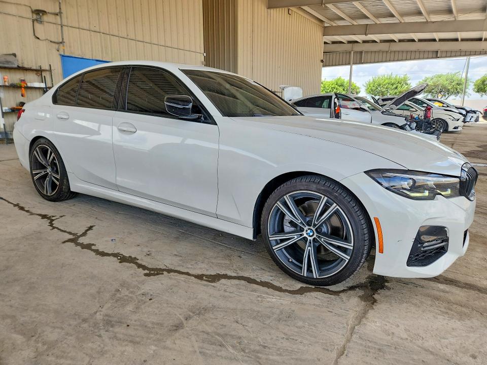 65906596 :رقم المزاد ، 3MW5R1J09N8C51707 vin ، 2022 Bmw 330i مزاد بيع