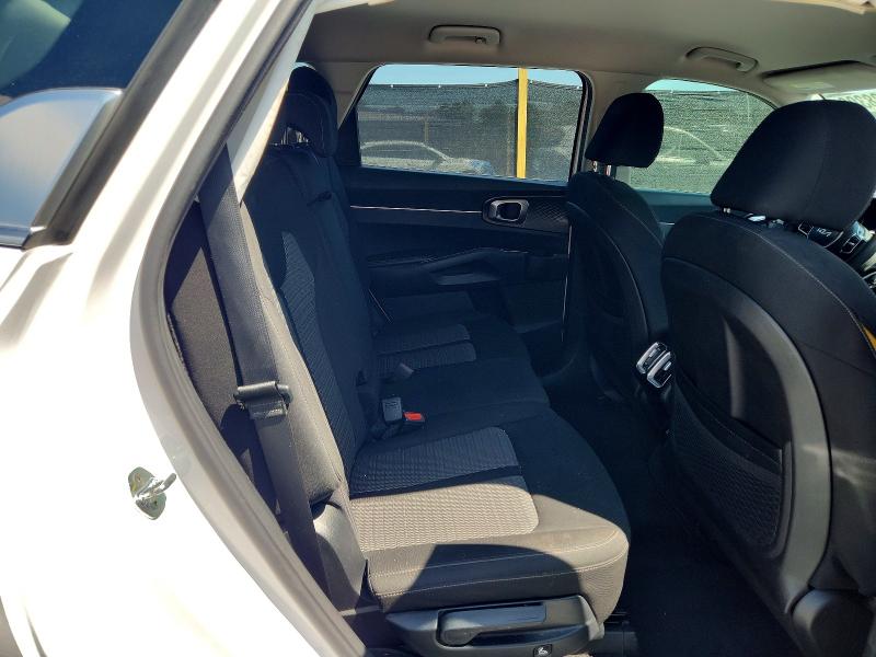 65438306 :رقم المزاد ، 5XYRG4LC4NG144040 vin ، 2022 Kia Sorento مزاد بيع
