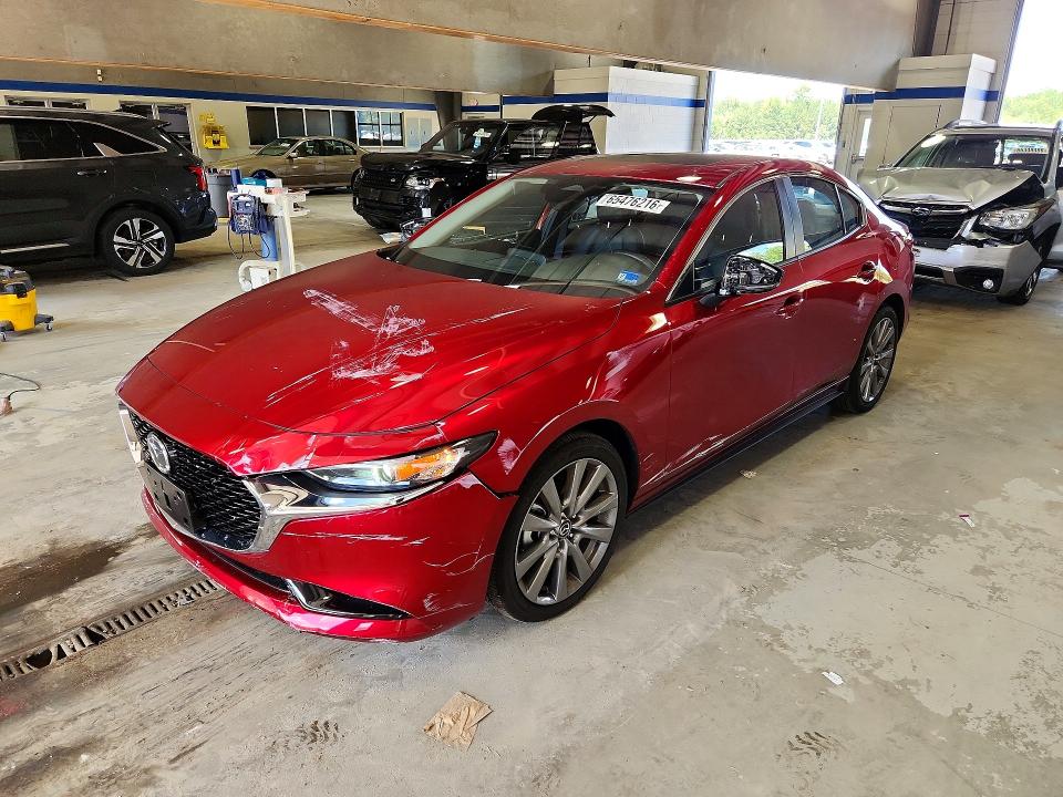 2026 Mazda 3 მანქანა იყიდება აუქციონზე, vin: JM1BPACL1T1867633, აუქციონის ნომერი: 65476216