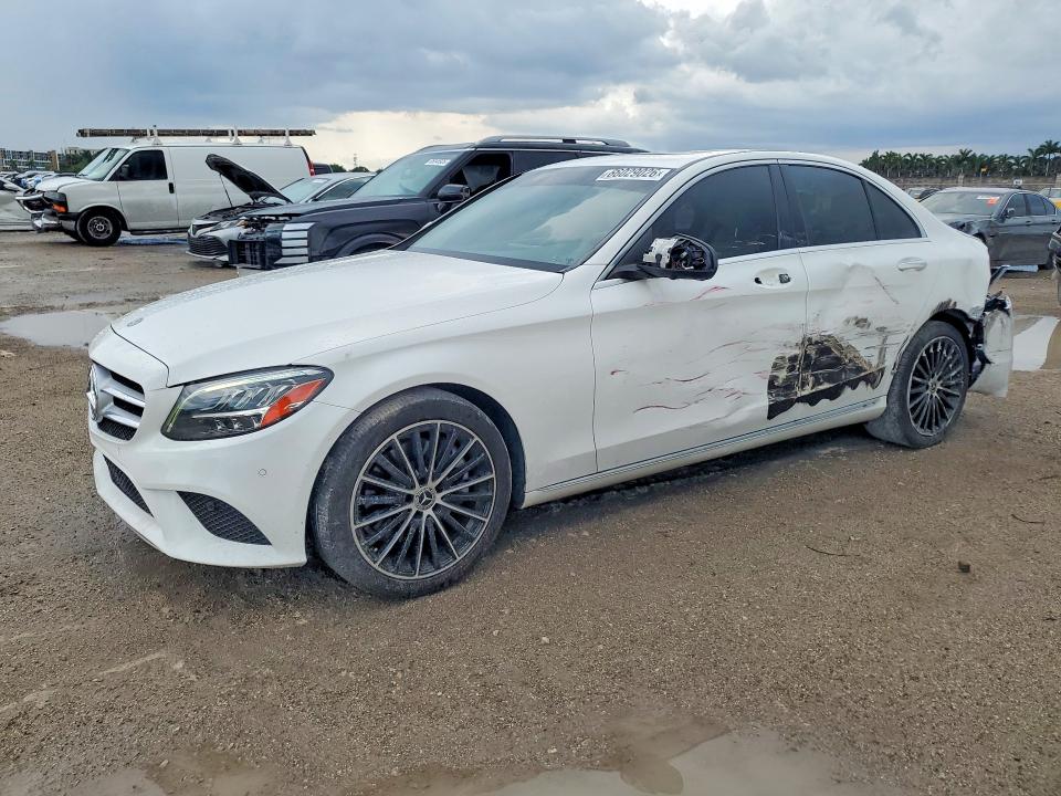 2021 Mercedes-benz C მანქანა იყიდება აუქციონზე, vin: W1KWF8DB5MR615671, აუქციონის ნომერი: 66029026