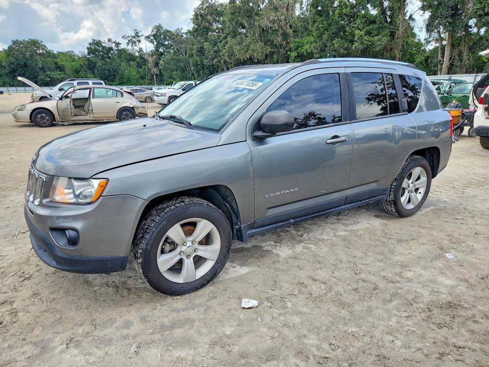 63671056 :رقم المزاد ، 1C4NJCEB3DD196982 vin ، 2013 Jeep Compass مزاد بيع