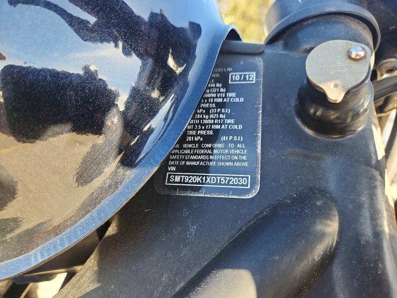 2013 Triumph Motorcycle Thruxton მანქანა იყიდება აუქციონზე, vin: SMT920K1XDT572030, აუქციონის ნომერი: 65711486