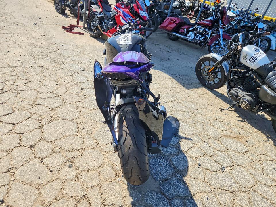 65413196 :رقم المزاد ، JS1GT76A062103120 vin ، 2006 Suzuki Gsx-r1000 مزاد بيع