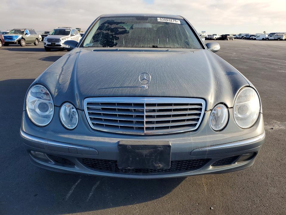63803276 :رقم المزاد ، WDBUF56J06A863928 vin ، 2006 Mercedes-benz E مزاد بيع