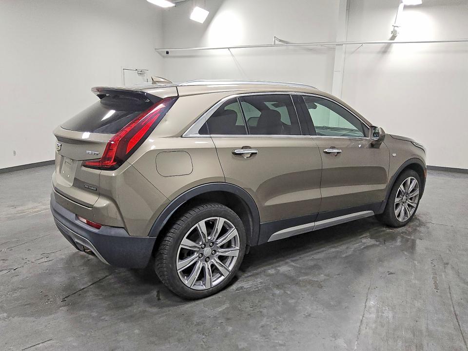 2020 Cadillac Xt4 მანქანა იყიდება აუქციონზე, vin: 1GYFZDR43LF039870, აუქციონის ნომერი: 62654216