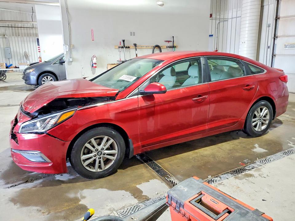 2015 Hyundai Sonata მანქანა იყიდება აუქციონზე, vin: 5NPE24AF0FH253535, აუქციონის ნომერი: 63589996