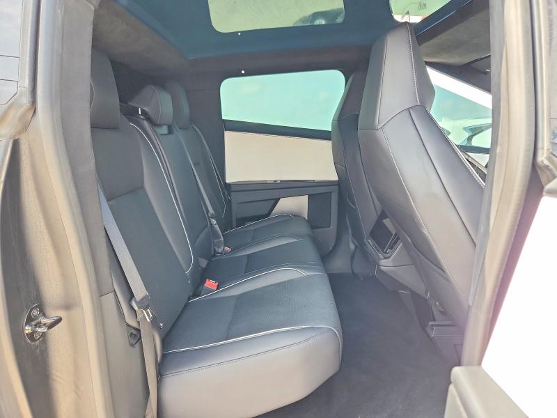 63858986 :رقم المزاد ، 7G2CEHEE2RA026867 vin ، 2024 Tesla Cybertruck مزاد بيع