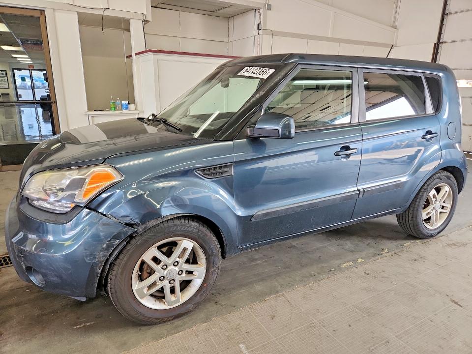 2011 Kia Soul მანქანა იყიდება აუქციონზე, vin: KNDJT2A22B7219124, აუქციონის ნომერი: 64142366