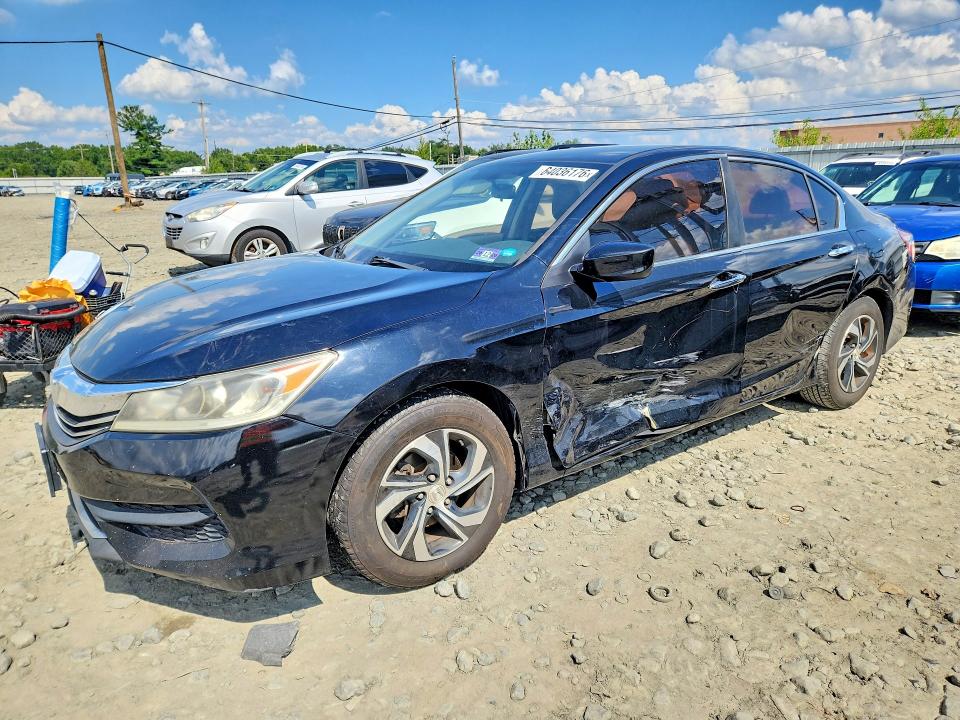 64036176 :رقم المزاد ، 1HGCR2F3XHA096422 vin ، 2017 Honda Accord مزاد بيع