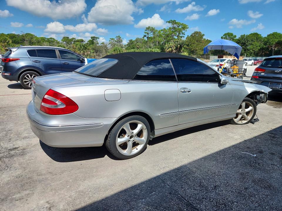 2005 Mercedes-benz Clk მანქანა იყიდება აუქციონზე, vin: WDBTK65J85F133491, აუქციონის ნომერი: 66350786