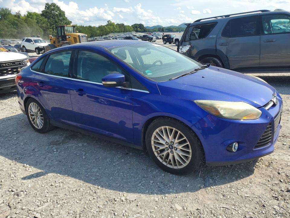 2014 Ford Focus მანქანა იყიდება აუქციონზე, vin: 1FADP3J27EL232444, აუქციონის ნომერი: 63845766
