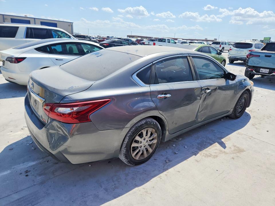 2018 Nissan Altima მანქანა იყიდება აუქციონზე, vin: 1N4AL3AP1JC224649, აუქციონის ნომერი: 65521006