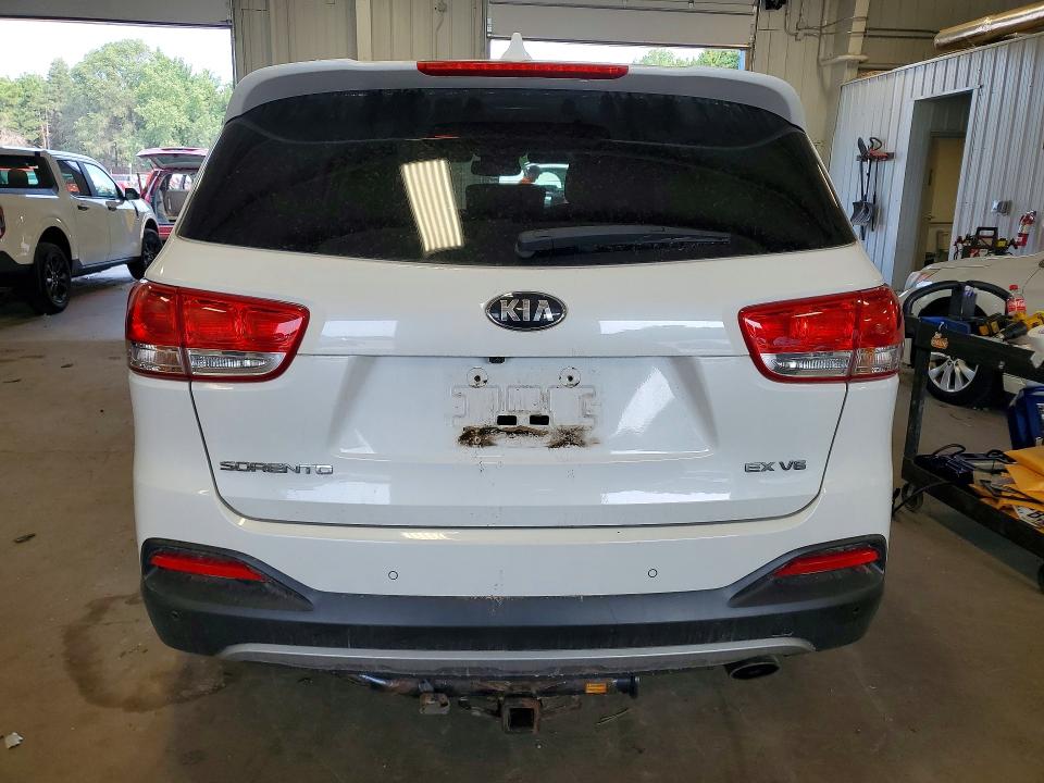 Продажа на аукционе авто 2016 Kia Sorento, vin: 5XYPHDA56GG155018, номер лота: 64495286