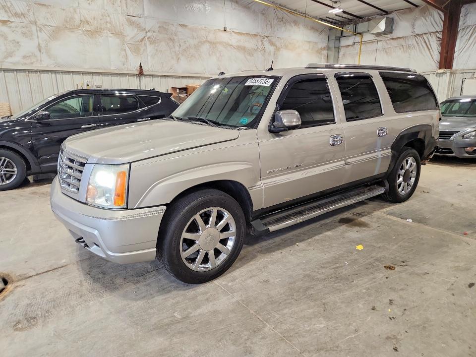 2004 Cadillac Escalade მანქანა იყიდება აუქციონზე, vin: 3GYFK66N54G330884, აუქციონის ნომერი: 64557236