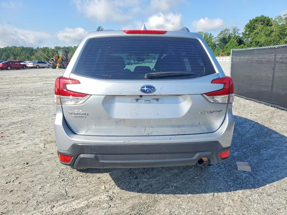 2021 Subaru Forester მანქანა იყიდება აუქციონზე, vin: JF2SKADC6MH413840, აუქციონის ნომერი: 63212286