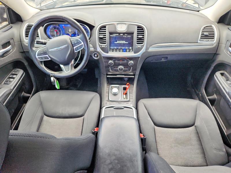 65738376 :رقم المزاد ، 2C3CCARG7KH691010 vin ، 2019 Chrysler 300 مزاد بيع