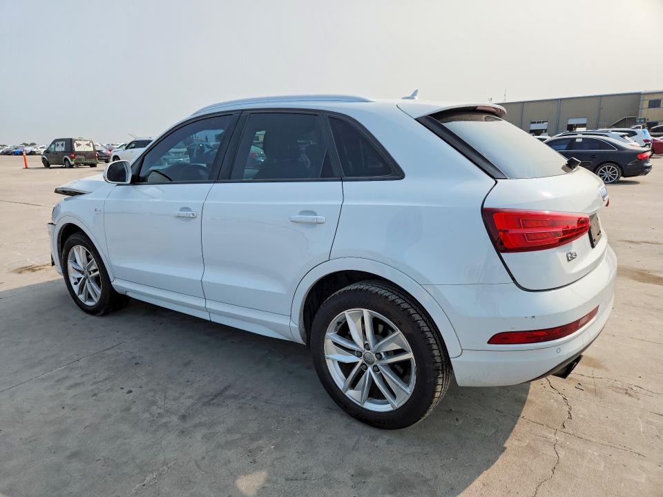 63813536 :رقم المزاد ، WA1BCCFS8JR000734 vin ، 2018 Audi Q3 مزاد بيع