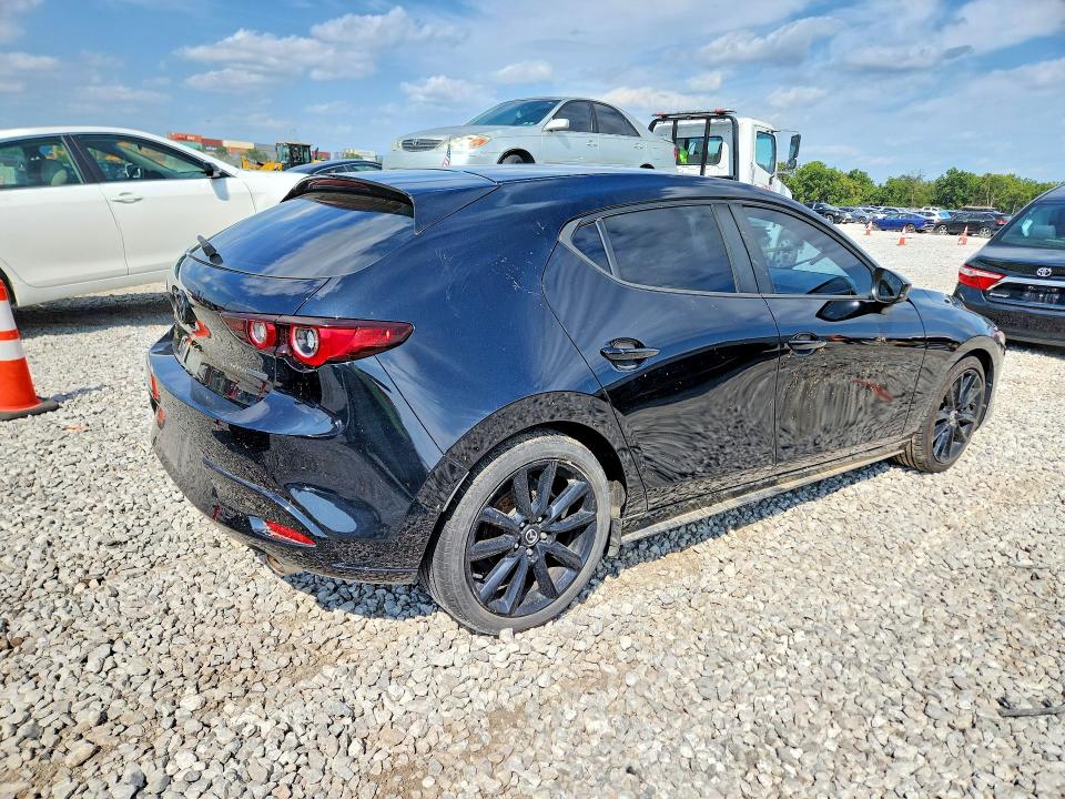 66888576 :رقم المزاد ، JM1BPAKL5N1516244 vin ، 2022 Mazda 3 مزاد بيع