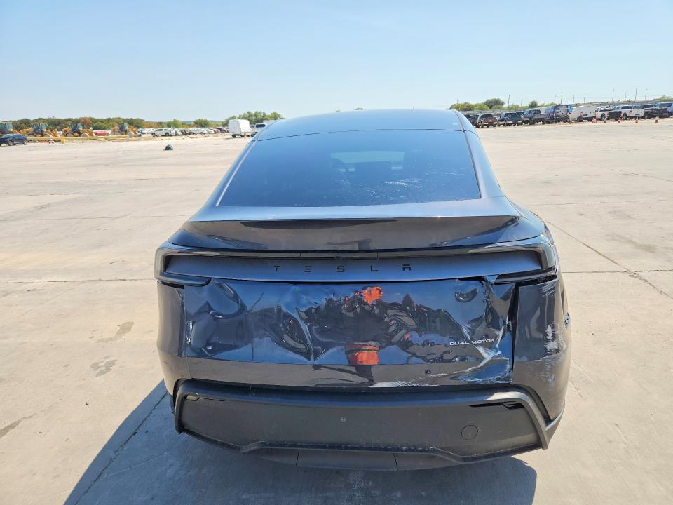 66630306 :رقم المزاد ، 7SAYGDEE3TA496637 vin ، 2026 Tesla Model  Y مزاد بيع