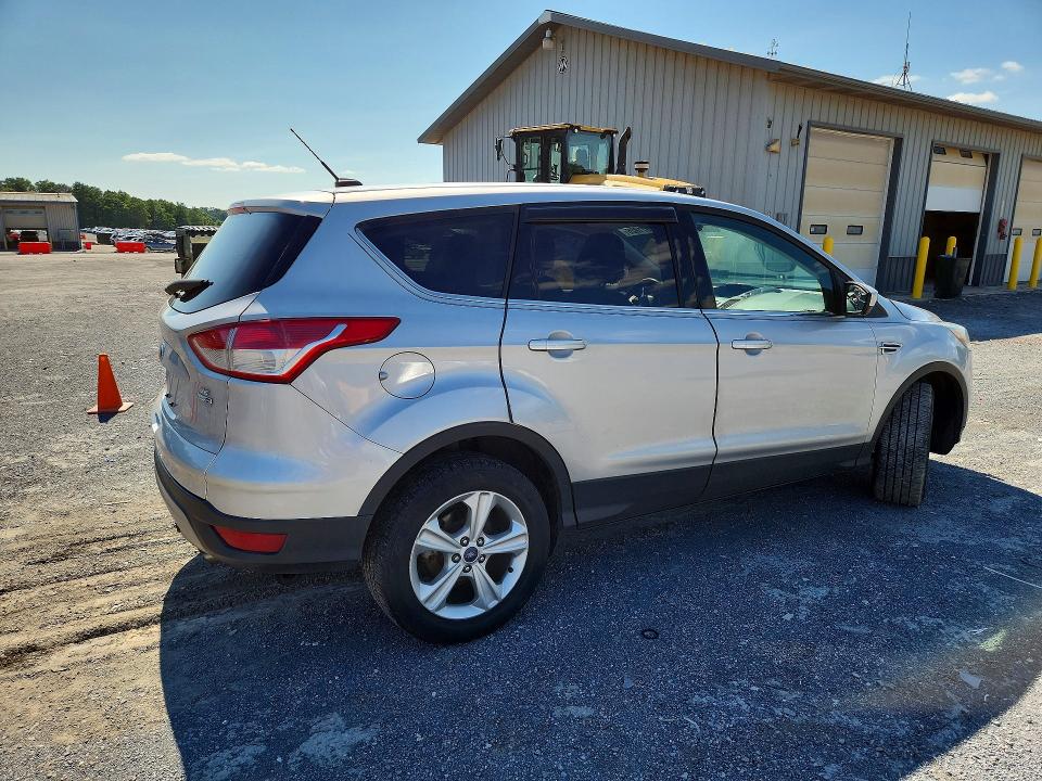 Продаж на аукціоні авто 2016 Ford Escape, vin: 1FMCU9GX9GUC74403, номер лоту: 63371826