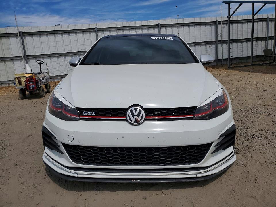 2018 Volkswagen Gti მანქანა იყიდება აუქციონზე, vin: 3VW547AUXJM285855, აუქციონის ნომერი: 66774746