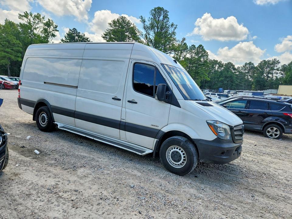 Продажа на аукционе авто 2015 Mercedes-benz Sprinter, vin: WD3PE8CC4FP148067, номер лота: 63996366