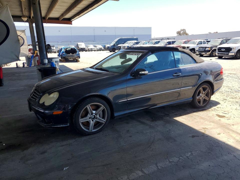 2005 Mercedes-benz Clk მანქანა იყიდება აუქციონზე, vin: WDBTK75J55F127945, აუქციონის ნომერი: 63074246