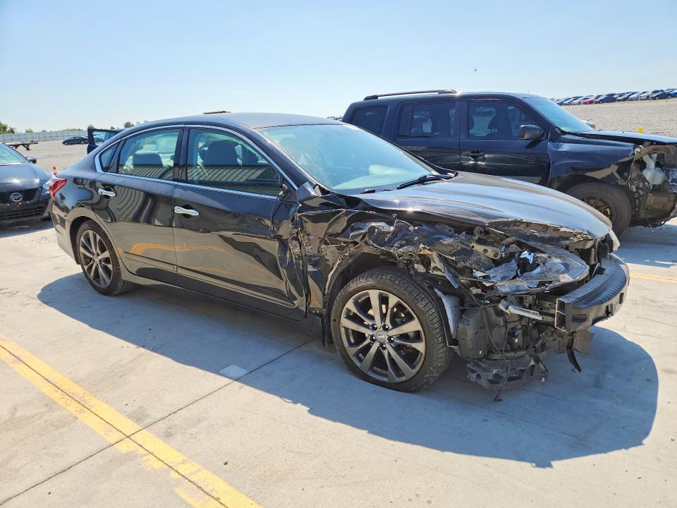 Продаж на аукціоні авто 2018 Nissan Altima, vin: 1N4AL3AP6JC285463, номер лоту: 65793946
