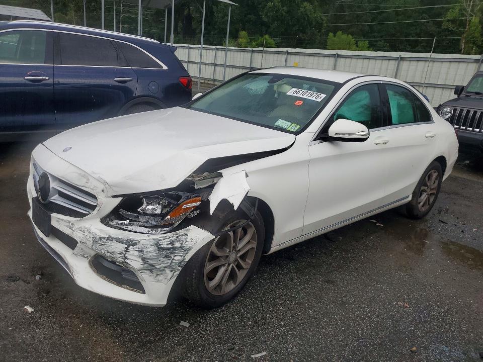 2015 Mercedes-benz C მანქანა იყიდება აუქციონზე, vin: 55SWF4KB7FU083661, აუქციონის ნომერი: 66101976
