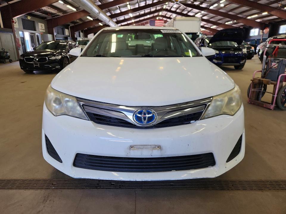 65820906 :رقم المزاد ، 4T1BD1FK0CU033617 vin ، 2012 Toyota Camry Hybrid مزاد بيع