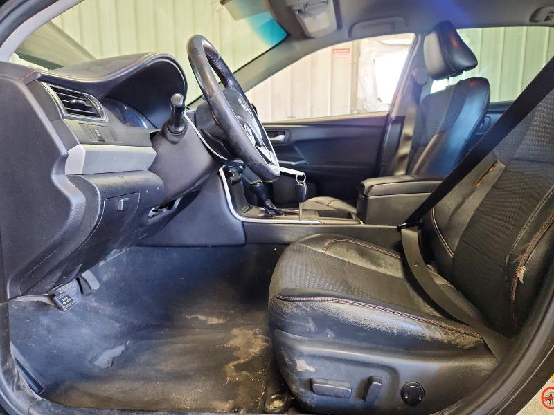 63762386 :رقم المزاد ، 4T1BF1FK2FU082106 vin ، 2015 Toyota Camry مزاد بيع